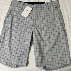 NWT Nike Men's Light Gray Checkered Shorts Size M